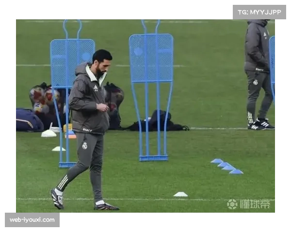 皇马残阵仍取胜 阿韦洛亚临场指挥获认可帅位渐稳固